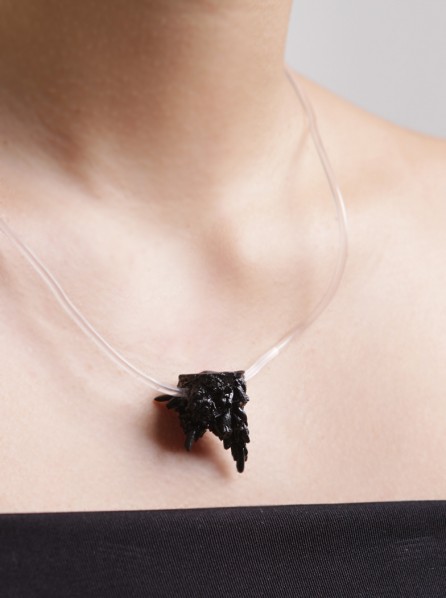 Environmental Jewelry Round Plastic Necklace (Black/Clear)