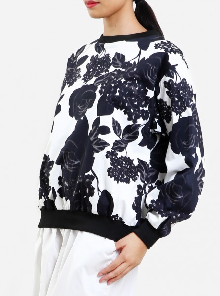 Vanishing and Vound Women Evening Chill Pullover Flower Bomb (Black) 