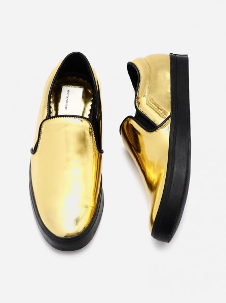 ARGYLE & OXFORD Slip On Shoes (Gold)