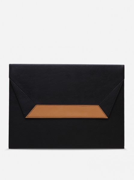 OFFICIAL OFFICIAL CLUTCH (BLACK)