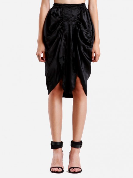 DAY AND NIGHT Angel Wing Skirt (Black)