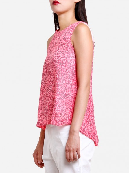 Fer and Dact Crimson Pleated Top (Crimson)