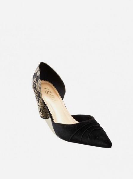 Ugna Iva Slip On Pumps (Black)