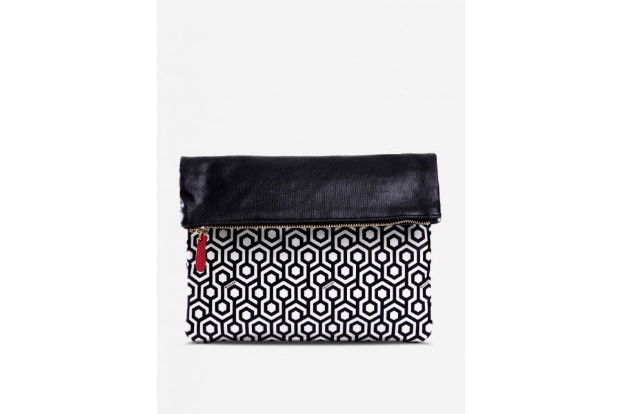 Mischa Travel Clutch Leather (White/Black)