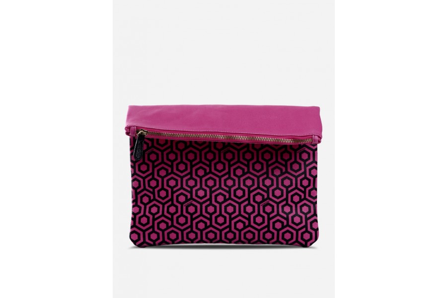 Mischa Travel Clutch Leather (Fuchsia/Black)